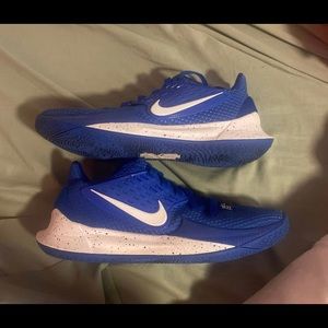 NIKE KYRIE LOWS RACER BLUE